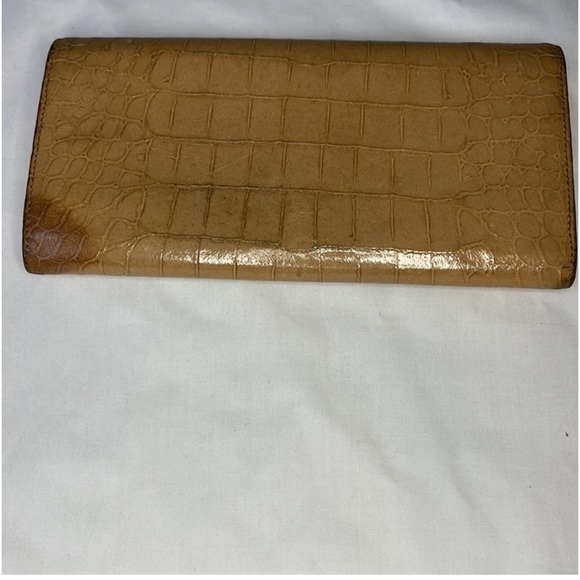 MIU MIU Pre Loved Long Wallet - Picture 8 of 16